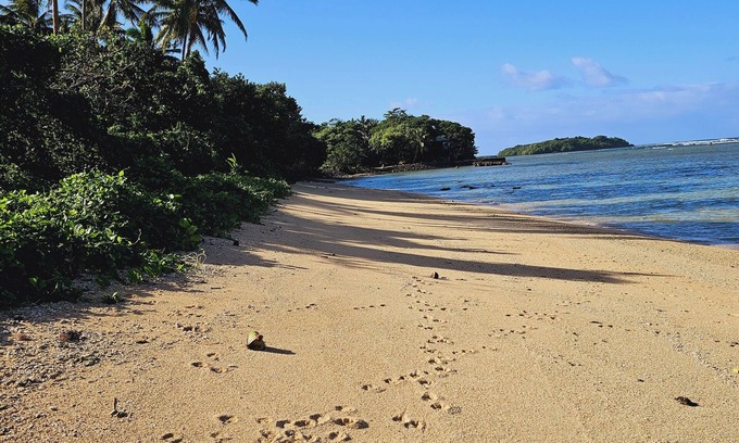Savusavu House | Enjoy a secluded beach escape in this charming cottage.