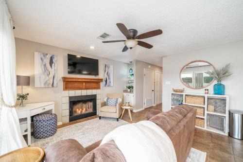 Hot Springs Apartment | Enjoy a serene getaway and the thrill of horse racing