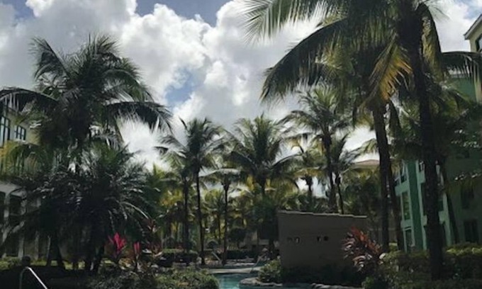 Mediania Alta Condo | Enjoy Paradise-"AQUATIKA" Beach Front-with POOLS!
