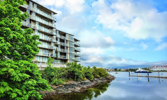 Inner Harbour Resort | Enjoy the Royal British Columbia Museum!