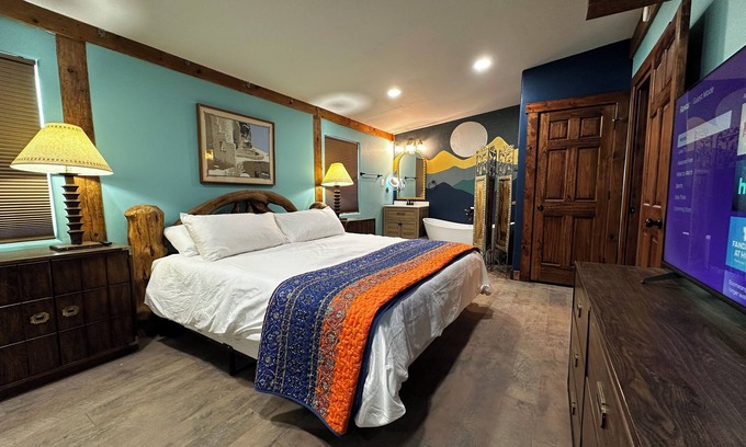North Valley House | Enjoy this 2 bedroom attached unit with an amazing master suite. (Note: This is one of two units on the same property with a shared parking area.)