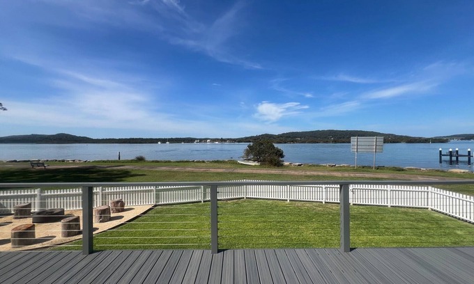 Woy Woy House | Enjoy waterfront luxury, while you relax with the whole family.