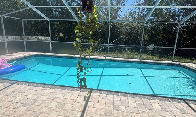 Spring Hill Ski Chalet | Enjoyable chalet with AC in Spring Hill - 2 bedrooms