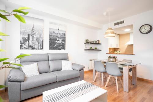 Figares Apartment | EnjoyGranada EMIR 3B y Parking