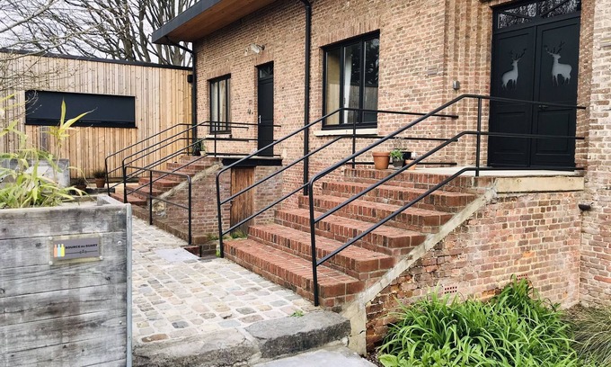 Wepion House | Ensemble de Deux Gîtes Avec Terrasse Très Calme à 5 min de la Citadelle de Namur