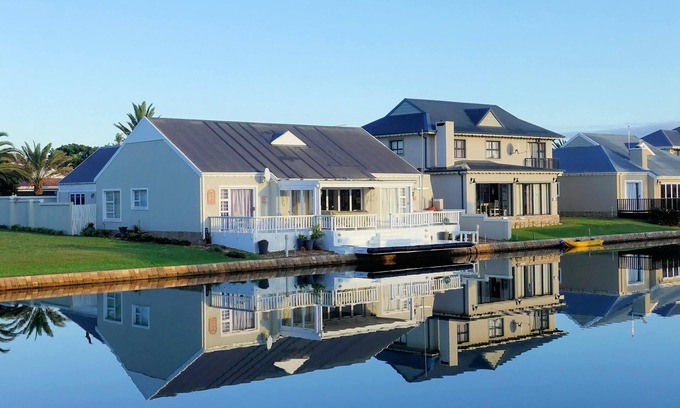 Aurora House | Ensure you get the value you deserve!