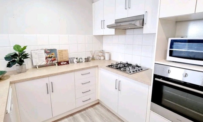 Berwick House | Entire 4 bedroom Berwick home, no sharing