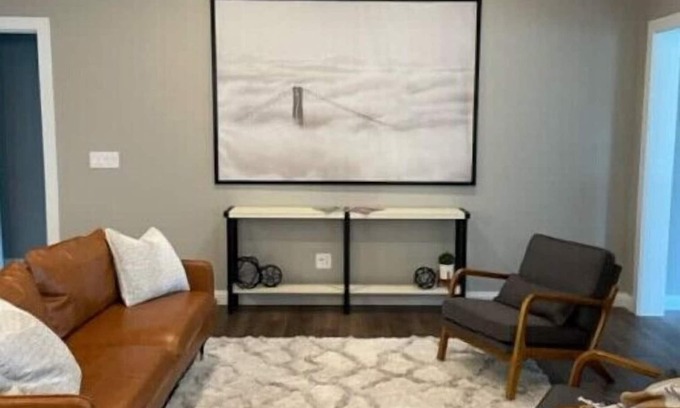 Bettendorf House | Entire Home: First Class Stay for Work & Playn