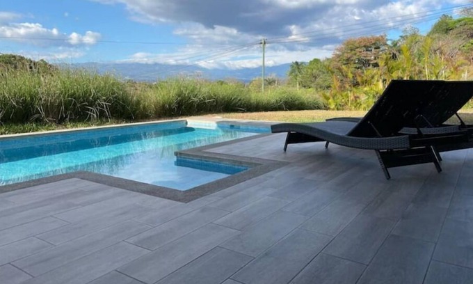 Mercedes House | Entire house with pool in Roca verde gated Community