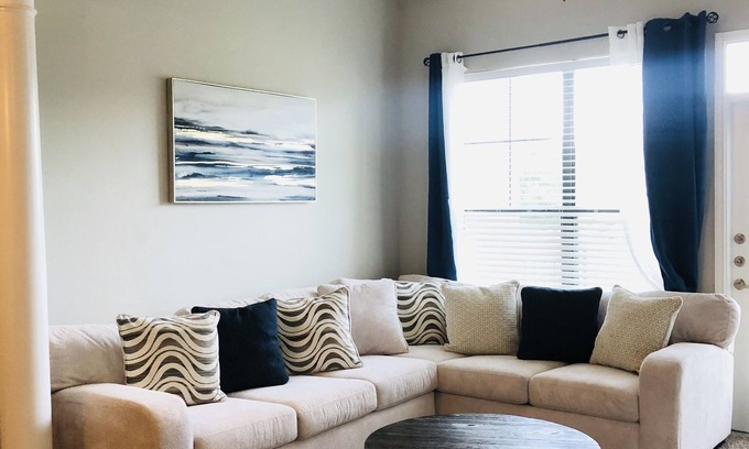 Deco Apartment | ⭐️Entire Rental Unit
