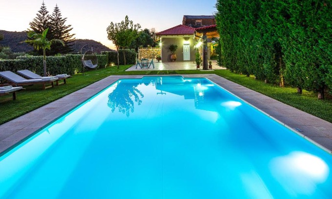 Platanias Villa | Epimenidis House
