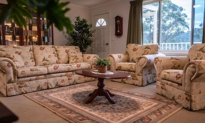 Greigs Flat House | Escape to the Country at Riverstay