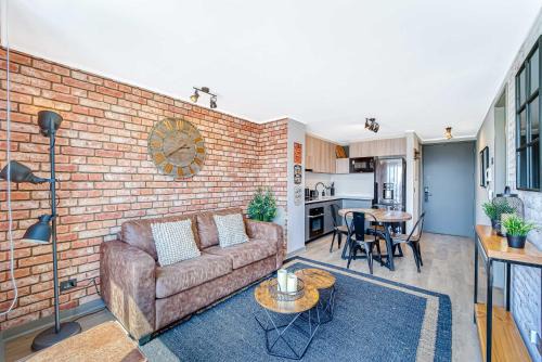 Nunoa Apartment | Espacio Nunoa 1BR balcony and free parking