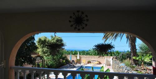 Icod de los Vinos Apartment | Estudio con hermosas vistas terraza, Piscina, BBQ