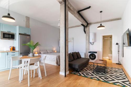 Fuencarral Apartment | Estudio Parque Begoña by SharingCo