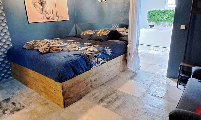 Limogne-en-Quercy Bed & Breakfast | Etoiles & Sens - SPA du Quercy