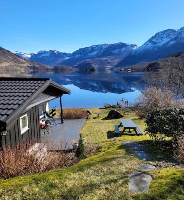 Etne House | Ett mindre aneks med unik beliggenhet!