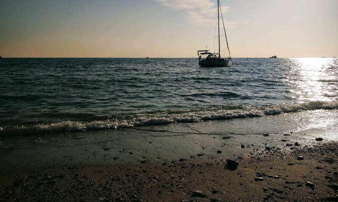 Avcilar Apartment | Every window opens to the sea! Just 3 minutes from the beach