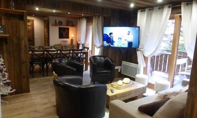 Les Deux Alpes Apartment | exceptional apartment 90m2 12 beds at the foot of a covered parking track