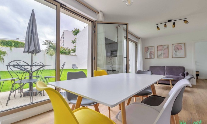 Champigny-sur-Marne Apartment | Exclusive apt with Garden - 6P - Near Disney/Paris