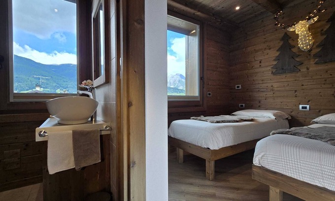 Valdisotto Ski Chalet | Exclusive rustic chic chalet with large furnished rooftop garden