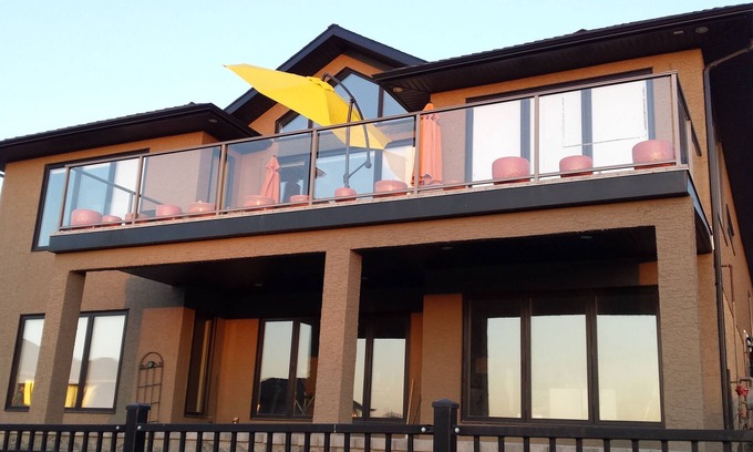 Saskatoon Bed & Breakfast | Executive Quiet Home on Edge of City1