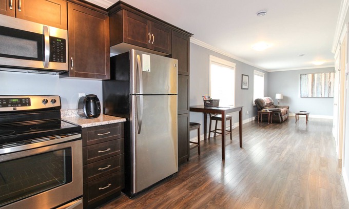 Terra Nova Apartment | Executive & Quiet Home in the Heart of the City