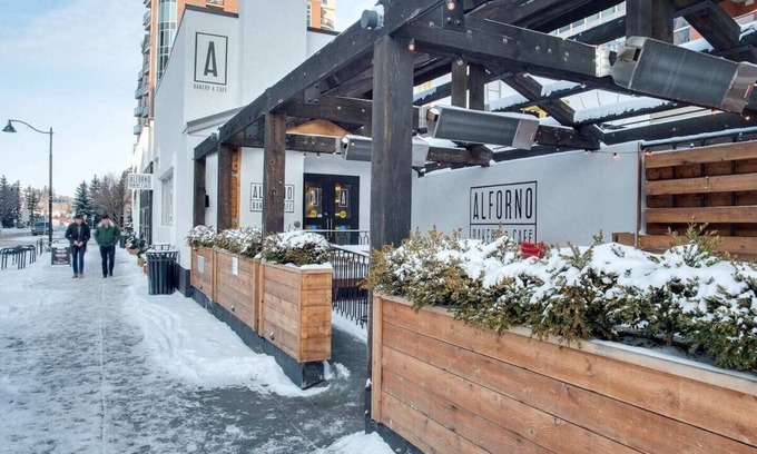 Eau Claire Apartment | Executive two-bedroom apartment in the quiet West End of Downtown Calgary