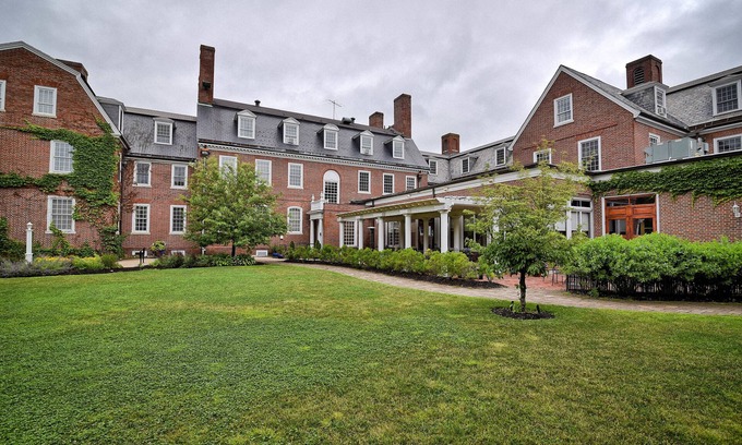 Exeter Hotel | Exeter Inn