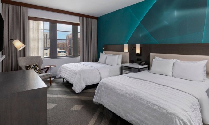 Downtown Houston Hotel | Experience Downtown Houston in Style! 3 Family-friendly Units, Pets are Welcome!
