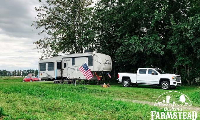 Lynden Apartment | Experience the Serenity of Nature on a Farm