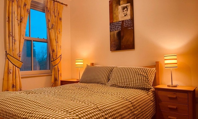 Herbertstown Cabin | Explore Ireland from the most charming lodge in the Golden Vale