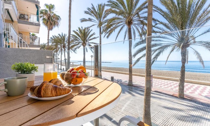 Almeria Apartment | Expoholidays- Apartaments Paseo Marítimo