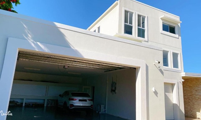 Yeppoon Villa | Exquisite 3 Storey Central Villa With Everything!