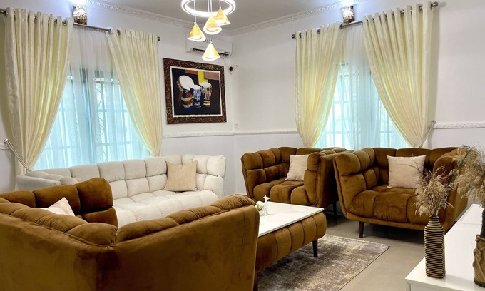 Asokoro House | Exquisitely Furnished 5-bedroom Duplex
