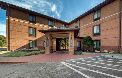 Central Oklahoma City Hotel | Extended Stay America Suites - Oklahoma City - Northwest