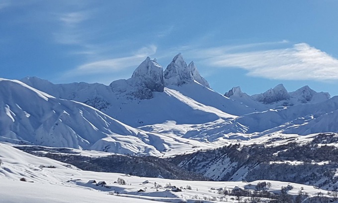 Albiez-Montrond Apartment | F1 mezzanine 5 people maximum - Bright - View of the Aiguilles d'Arves mountains