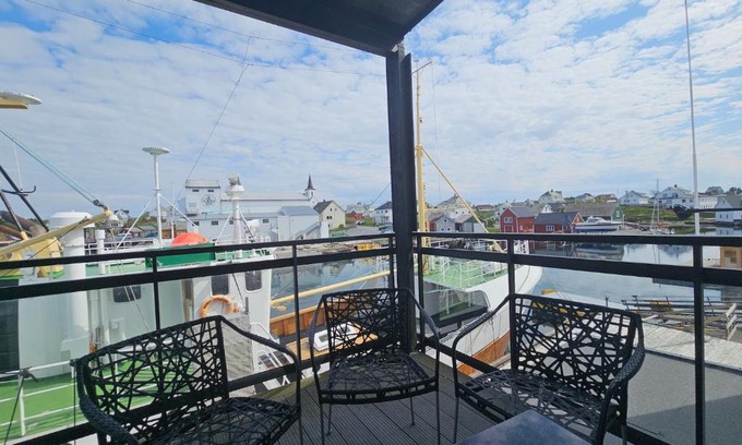 Fedje Apartment | Fab 8 Sardinfabrikken - Fedje Island