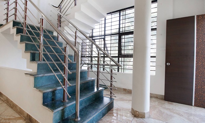 Goharganj Hotel | Fabexpress Yuvan