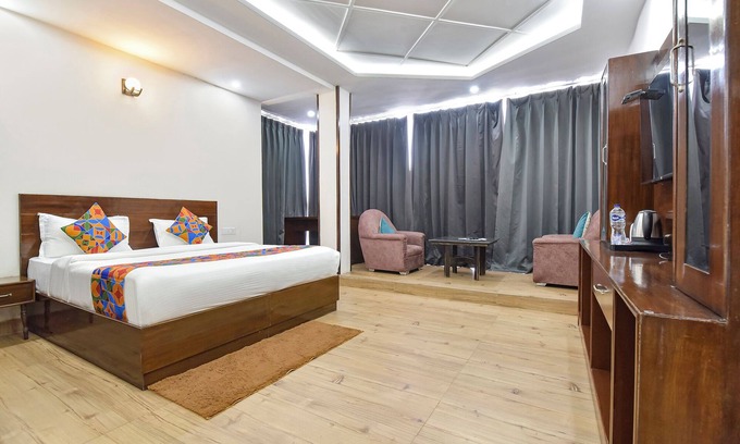Kempty Range Hotel | Fabhotel Burans Residency