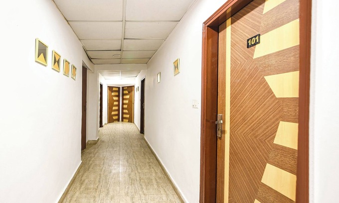 Greater Kailash I Hotel | Fabhotel Krishna Residency