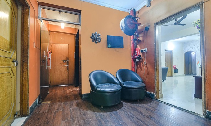 Patna Hotel | Fabhotel Maadhavam Residence