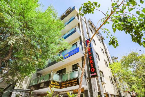 Patel Nagar Hotel | FabHotel Trio Continental Patel Nagar