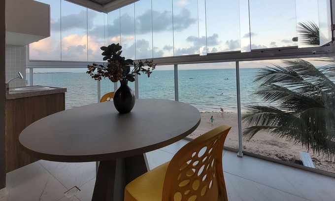 Jardim Oceania Apartment | Fabulous Beachfront Apartment in João Pessoa