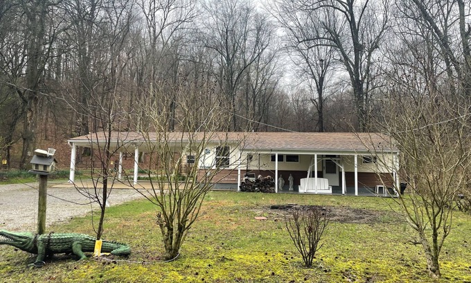 Elco Cabin | Fabulous cabin with AC in charming Tamms