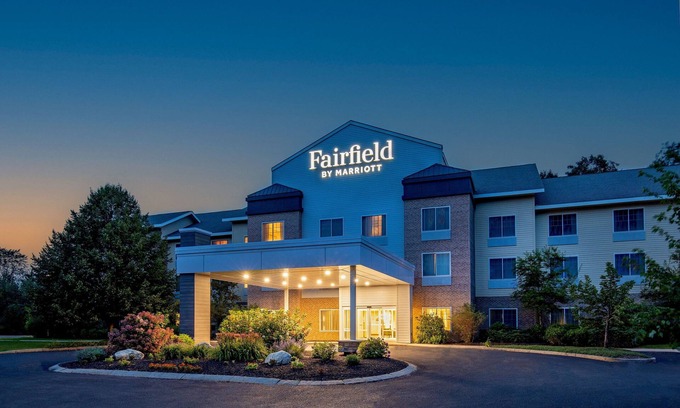 Brunswick Hotel | Fairfield Inn & Suites by Marriott Brunswick Freeport