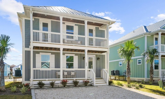 Cape San Blas House | Fall Dates Available! Dog-Friendly! Community Boardwalk! Gulf Coast Sunsets!