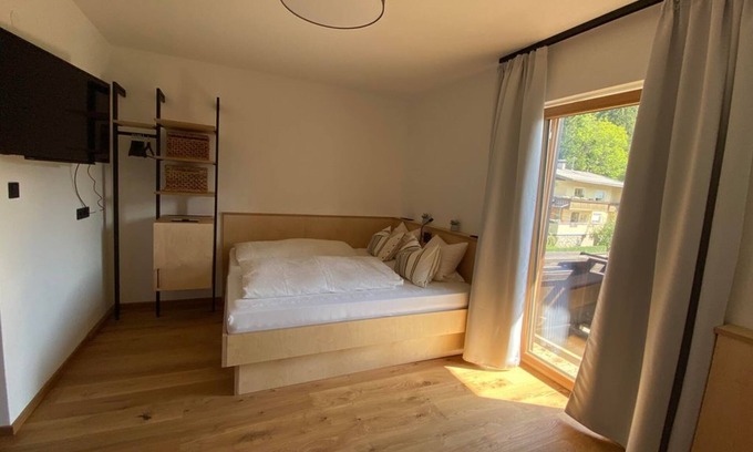Wiesing Apartment | Familienzimmer, Dusche, WC, Balkon - Waldruh