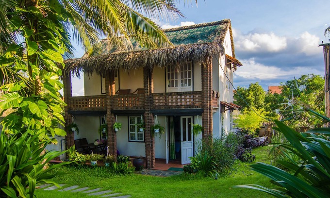 Cam An Villa | FAMILY 2 BEDROOM SEA VIEW