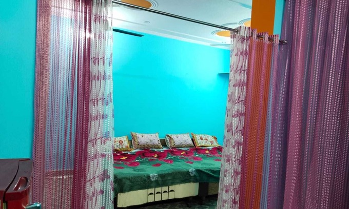 Panch Batti Cottage | Family atmosphere Guest Room With Double Bed + Single Bed With Cooling Duckting